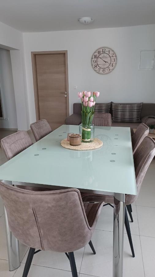 Apartmani Sara บาร์บินเย ภายนอก รูปภาพ